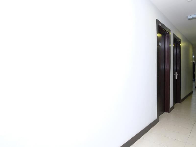 Elite Hotel Куантан Екстериор снимка